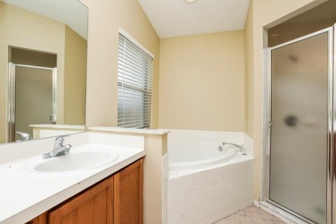 Casa en alquiler en Orlando, Florida, 4 dormitorios, 128.02 m2 № 1893717 - foto 10