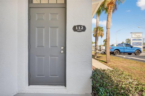 Commercial property in Largo, Florida 3437.38 sq.m. № 2103976 - photo 5