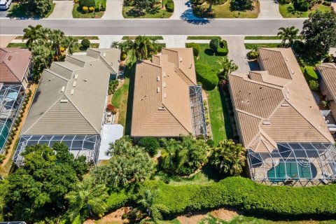 Villa ou maison à vendre à Bradenton, Floride: 2 chambres, 174.38 m2 № 2413437 - photo 4