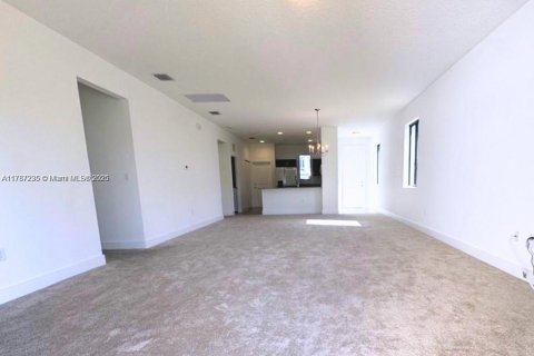 Villa ou maison à louer à Ave Maria, Floride: 3 chambres, 160.35 m2 № 1962523 - photo 3