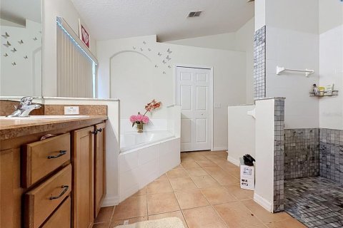 Villa ou maison à vendre à Davenport, Floride: 4 chambres, 162.58 m2 № 2224639 - photo 16