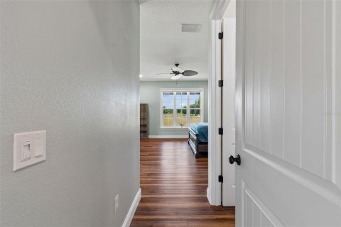 House in Zephyrhills, Florida 3 bedrooms, 196.58 sq.m. № 2113097 - photo 26