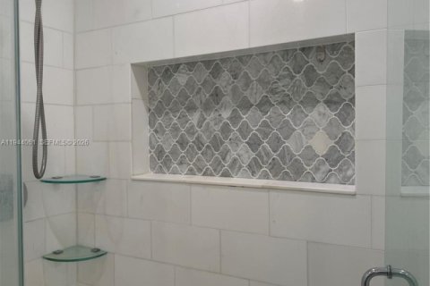 Touwnhouse à louer à Miami, Floride: 3 chambres, 114.83 m2 № 2001320 - photo 12