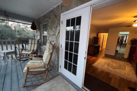 House in Frostproof, Florida 3 bedrooms, 199.74 sq.m. № 1911365 - photo 11