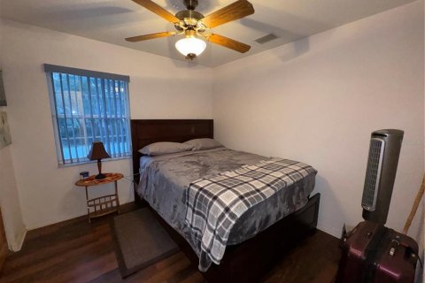 House in Frostproof, Florida 3 bedrooms, 199.74 sq.m. № 1911365 - photo 24