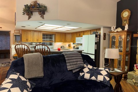 House in Frostproof, Florida 3 bedrooms, 199.74 sq.m. № 1911365 - photo 23