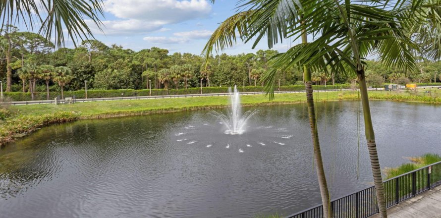 Studio in Boynton Beach, Florida № 2397713