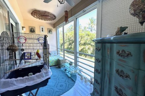 Condo in Hallandale Beach, Florida, 1 bedroom  № 1864205 - photo 22