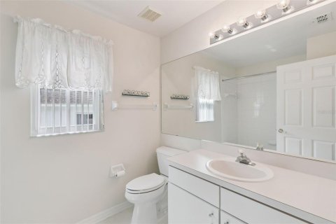 Villa ou maison à vendre à Clermont, Floride: 2 chambres, 160.16 m2 № 2420052 - photo 16