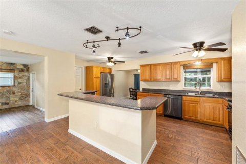 Casa en venta en Leesburg, Florida, 4 dormitorios, 204.38 m2 № 1912608 - foto 17