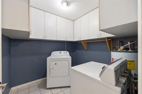 Casa en venta en Leesburg, Florida, 4 dormitorios, 204.38 m2 № 1912608 - foto 22