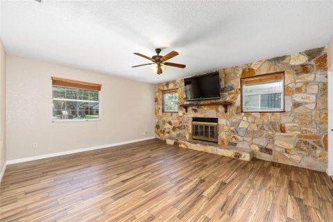 Casa en venta en Leesburg, Florida, 4 dormitorios, 204.38 m2 № 1912608 - foto 12
