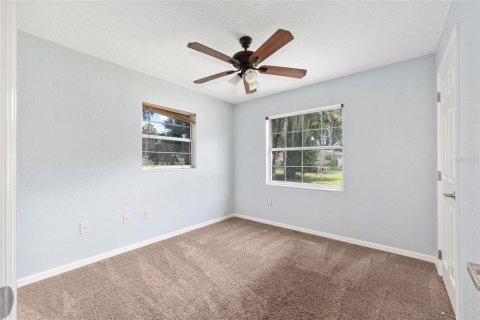 Casa en venta en Leesburg, Florida, 4 dormitorios, 204.38 m2 № 1912608 - foto 30