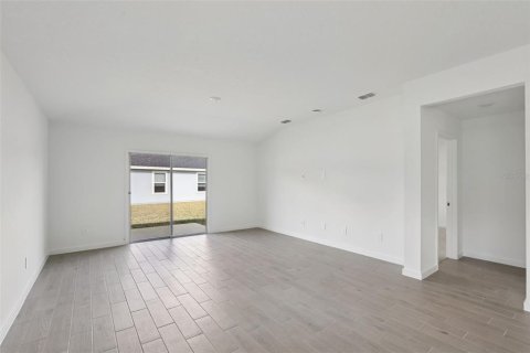 House in Palm Coast, Florida 4 bedrooms, 149.29 sq.m. № 2206709 - photo 4