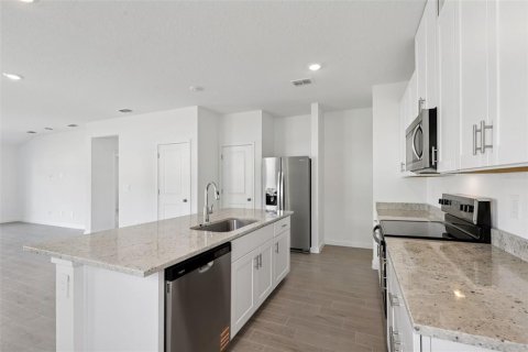 House in Palm Coast, Florida 4 bedrooms, 149.29 sq.m. № 2206709 - photo 5