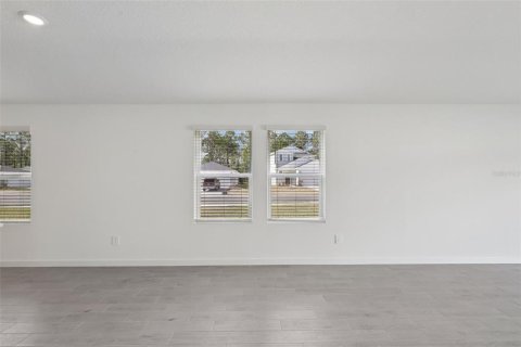House in Palm Coast, Florida 4 bedrooms, 149.29 sq.m. № 2206709 - photo 2