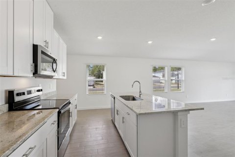 House in Palm Coast, Florida 4 bedrooms, 149.29 sq.m. № 2206709 - photo 7