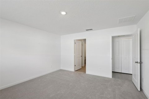House in Palm Coast, Florida 4 bedrooms, 149.29 sq.m. № 2206709 - photo 11