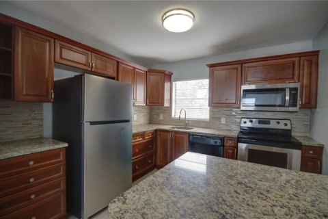 Villa ou maison à vendre à Saint Petersburg, Floride: 2 chambres, 65.4 m2 № 2322511 - photo 5
