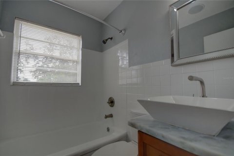Villa ou maison à vendre à Saint Petersburg, Floride: 2 chambres, 65.4 m2 № 2322511 - photo 9