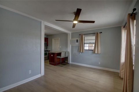 Villa ou maison à vendre à Saint Petersburg, Floride: 2 chambres, 65.4 m2 № 2322511 - photo 6