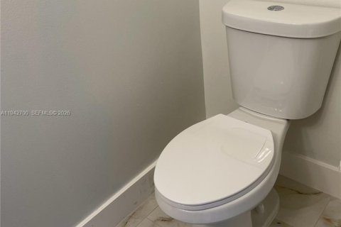 Touwnhouse à vendre à Weston, Floride: 3 chambres, 134.06 m2 № 2000114 - photo 6