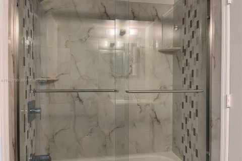 Touwnhouse à vendre à Weston, Floride: 3 chambres, 134.06 m2 № 2000114 - photo 17