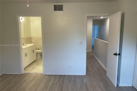 Touwnhouse à vendre à Weston, Floride: 3 chambres, 134.06 m2 № 2000114 - photo 10