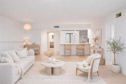 Condo in Pompano Beach, Florida, 3 bedrooms № 2029484