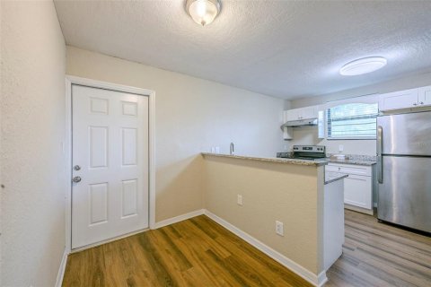 Villa ou maison à vendre à Orlando, Floride: 3 chambres, 93.65 m2 № 2156251 - photo 13