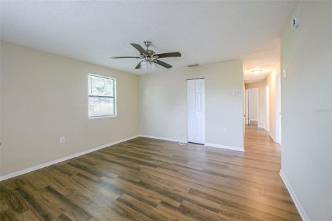 Villa ou maison à vendre à Orlando, Floride: 3 chambres, 93.65 m2 № 2156251 - photo 12