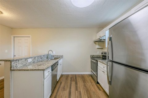 Villa ou maison à vendre à Orlando, Floride: 3 chambres, 93.65 m2 № 2156251 - photo 14
