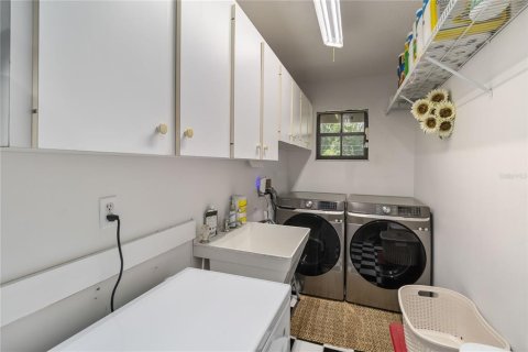 Casa en venta en Mount Dora, Florida, 3 dormitorios, 196.58 m2 № 1876141 - foto 21