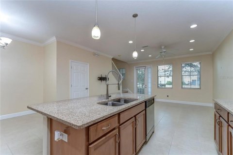 Touwnhouse à louer à Fish Hawk, Floride: 2 chambres, 148.27 m2 № 2388287 - photo 7