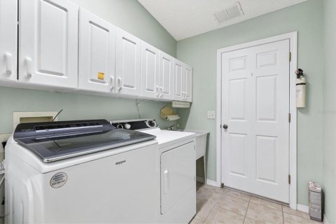 Casa en venta en The Villages, Florida, 3 dormitorios, 141.86 m2 № 2377521 - foto 27