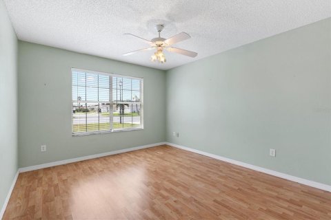 Casa en venta en The Villages, Florida, 3 dormitorios, 141.86 m2 № 2377521 - foto 24