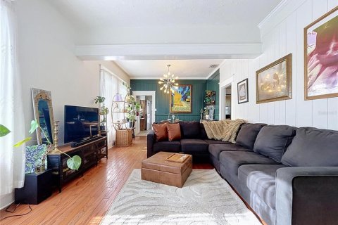 Propiedad comercial en venta en Tampa, Florida, 3 dormitorios, 185.8 m2 № 2342228 - foto 14
