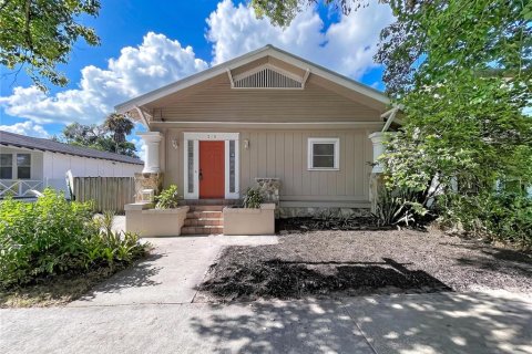 Propiedad comercial en venta en Tampa, Florida, 3 dormitorios, 185.8 m2 № 2342228 - foto 8