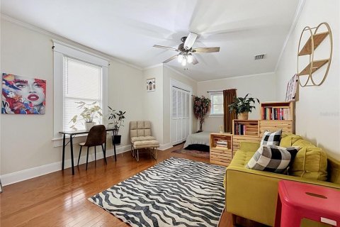 Propiedad comercial en venta en Tampa, Florida, 3 dormitorios, 185.8 m2 № 2342228 - foto 28