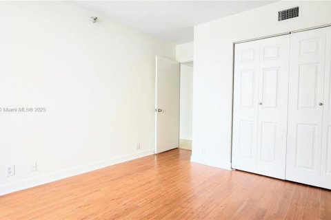 Copropriété à vendre à Aventura, Floride: 2 chambres, 105.35 m2 № 1938803 - photo 13