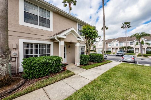 Adosado en alquiler en Brandon, Florida, 2 dormitorios, 107.67 m2 № 1640757 - foto 5