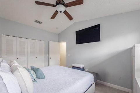 Adosado en alquiler en Brandon, Florida, 2 dormitorios, 107.67 m2 № 1640757 - foto 19