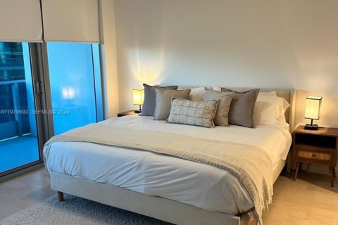 Condominio en alquiler en Miami, Florida, 1 dormitorio, 76.37 m2 № 2043358 - foto 8