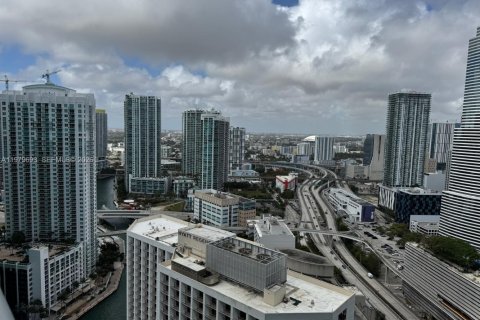 Condominio en alquiler en Miami, Florida, 1 dormitorio, 76.37 m2 № 2043358 - foto 19