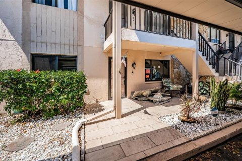 Condominio en venta en Port Richey, Florida, 2 dormitorios, 122.63 m2 № 1584788 - foto 8