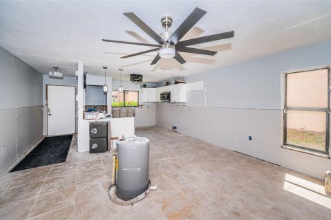 Condominio en venta en Port Richey, Florida, 2 dormitorios, 122.63 m2 № 1584788 - foto 17