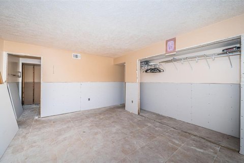 Condominio en venta en Port Richey, Florida, 2 dormitorios, 122.63 m2 № 1584788 - foto 27