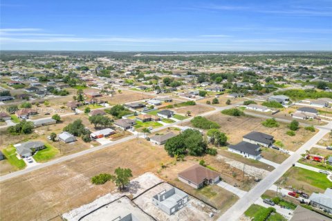 Villa ou maison à vendre à Lehigh Acres, Floride: 3 chambres № 2008188 - photo 11