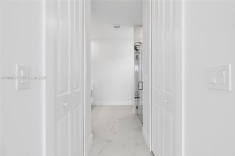 Villa ou maison à vendre à Lehigh Acres, Floride: 3 chambres № 2008188 - photo 27