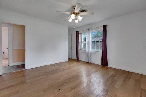 House in Sebring, Florida 4 bedrooms, 182.83 sq.m. № 1813110 - photo 20